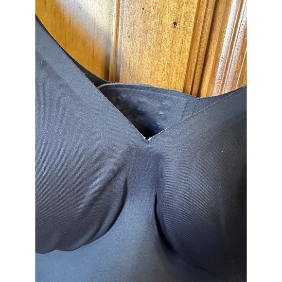 Seamless Black Bra - Picture 4 of 8